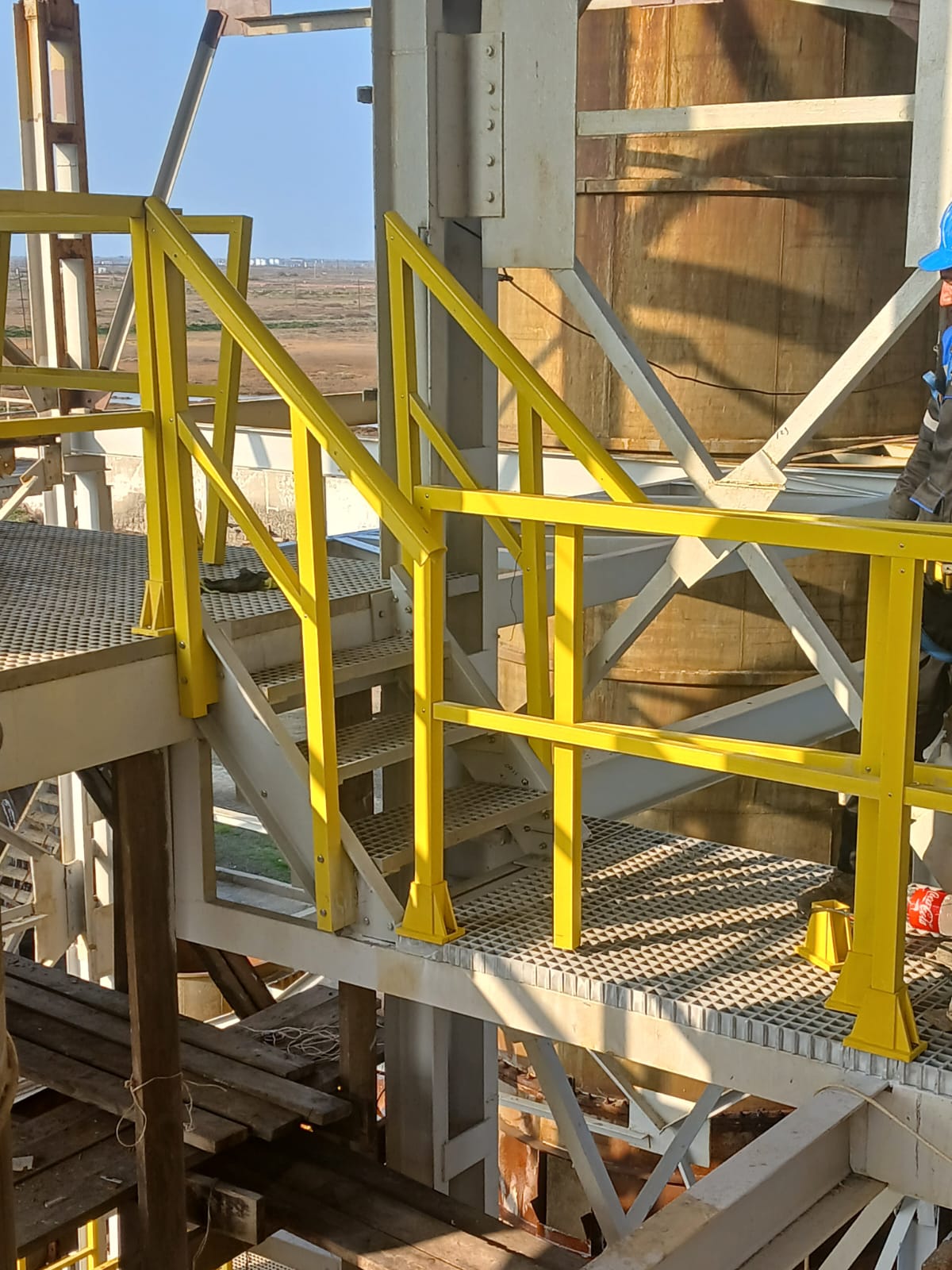 Steel Handrail Manufacturer: Expert Tips for Durable and Stylish Designs